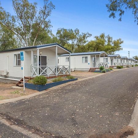 Narrabri Big Sky Caravan Park Екстер'єр фото