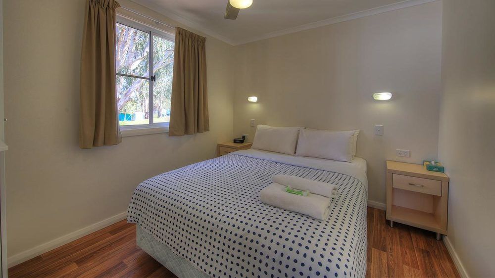 Narrabri Big Sky Caravan Park Екстер'єр фото