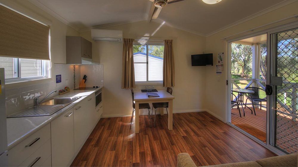 Narrabri Big Sky Caravan Park Екстер'єр фото
