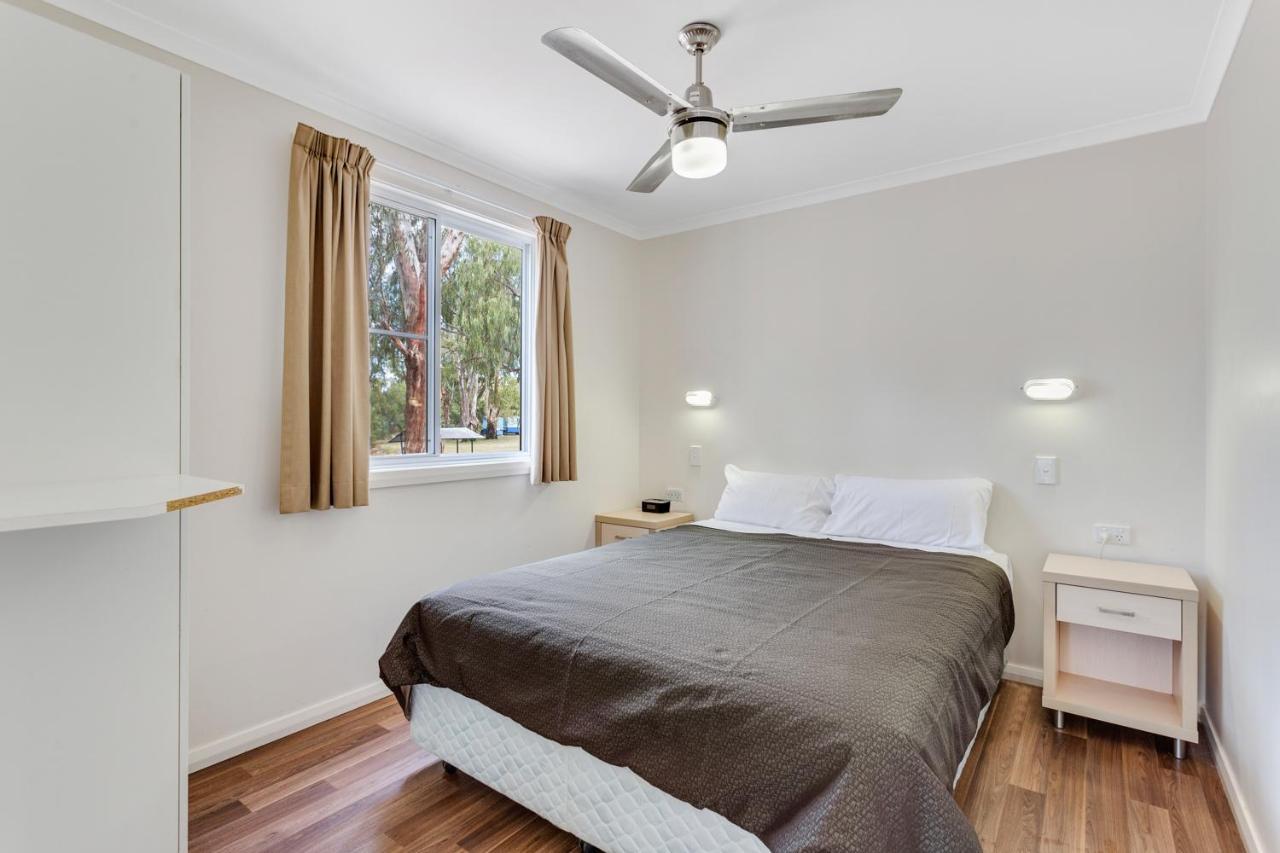 Narrabri Big Sky Caravan Park Екстер'єр фото