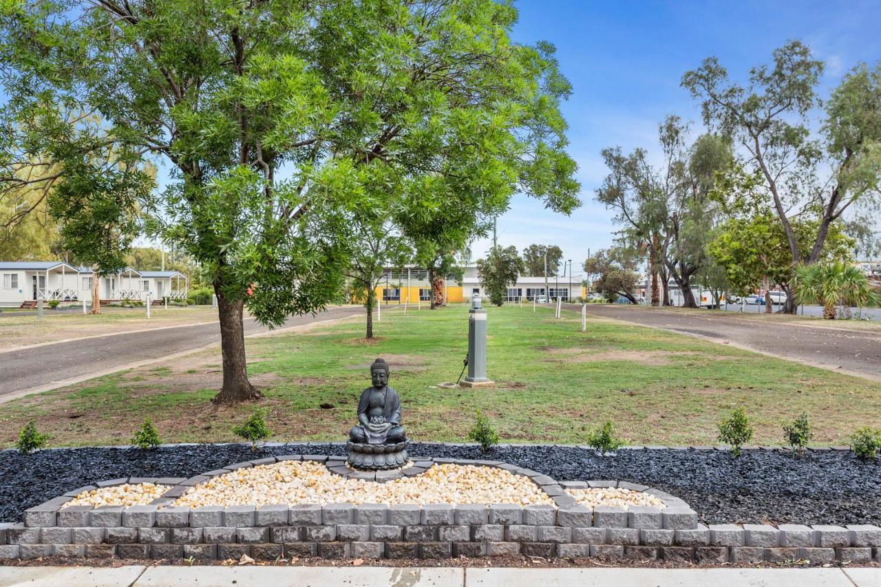 Narrabri Big Sky Caravan Park Екстер'єр фото